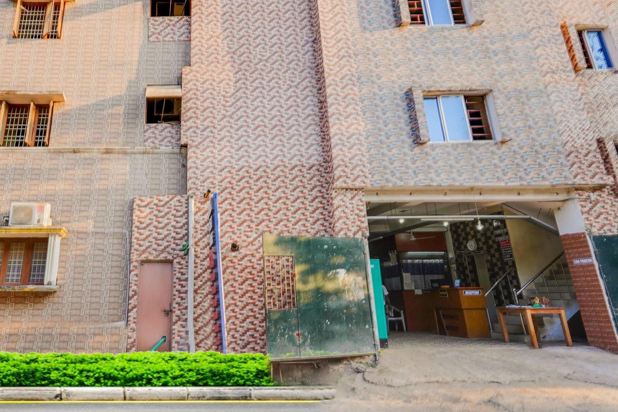 Super Hotel O Sharmila Guest House Kottakuppam Exterior photo
